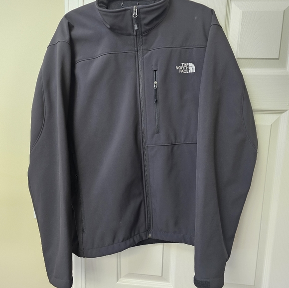 New, unworn North Face jacket - Picture 1 of 8